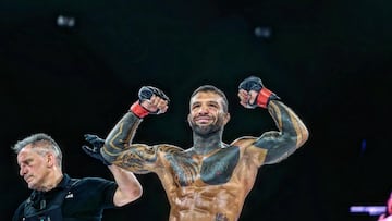 Franco Tenaglia y Los Climent brillan en WAR 6