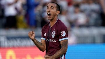 En 2015, el zaguero pasó del Monterrey al Colorado Rapids. 