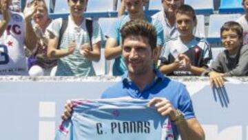 Carles Planas, en su presentaci&oacute;n con el Celta.