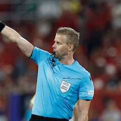 Quién es Glenn Nyberg, el árbitro del Real Madrid - Salzburg y cuántas veces ha dirigido al conjunto blanco