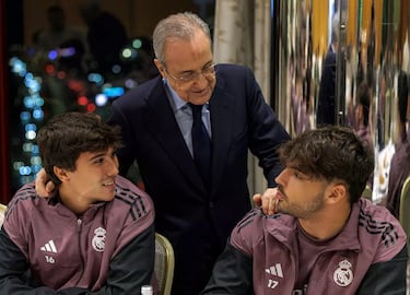 Calurosa llegada de Florentino a Yeda 