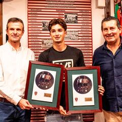 Canales y Alboniga-Menor, reconocidos por la Peña Juvenil del Athletic