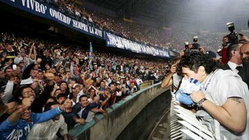 On 5 July 1984, The World Cup winner with Argentina was formally introduced with the Serie A side and around 80,000 fans showed up at San Paolo stadium.