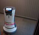 Botrl, el robot que te trae toallas y café en el hotel
