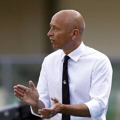 En cuatro horas, Brescia encontró al sustituto de David Suazo