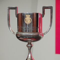 Copa del Rey trophy takes train ride to Seville