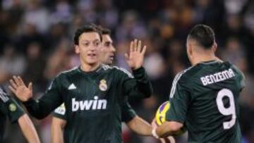 Özil, autor de un doblete, y Benzema marcaron los goles del Rea Madrid contra el Valladolid.