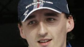 Kubica celebra la pole conseguida hoy en Bahrein