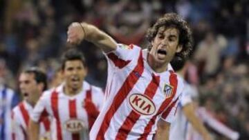 <b>ROJIBLANCO. </b>Tiago celebra un gol con el Atleti.