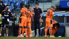 Javi Gracia, con sus futbolistas.