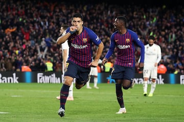 El delantero uruguayo del Bar?a celebra uno de sus tres goles al Real Madird el 28 de octubre de 2018.