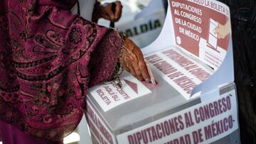 México inicia el cierre de las urnas de las elecciones más masivas de su historia