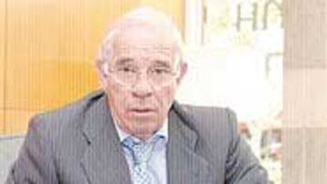 Nadal debe readaptarse a jugar de medio, ante el Racing demostró que puede hacerlo. Quizás ahora rinda mejor que de defensa