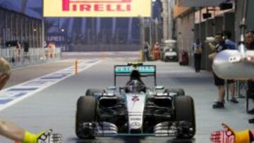 Los Mercedes terminaron quinto y sexto la calificaci&oacute;n de ayer en Singapur
 