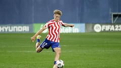 Pablo Barrios, con el Atleti B.