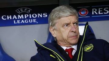 El entrenador del Arsenal, Arsene Wenger, durante un partido de Champions League.