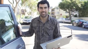 Samy Kamkar, hacker y experto en seguridad, te ayuda proteger tu ordenador, tu smartphone… tu coche