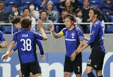 Scolari’s Evergrande stun Eastern and female coach 'Beef Ball'