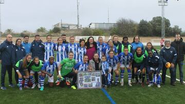 Sandra Garc&iacute;a es homenajeada. 