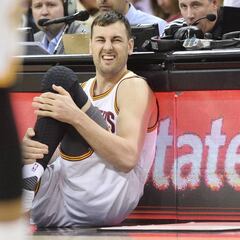 Así ha sido el infierno de Bogut en su carrera con las lesiones