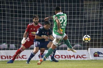 Matías Campos Toro conecta el zurdazo que dejó sin opción a Herrera.