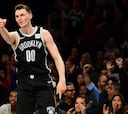 Rodions Kurucs, un ex del Barça en los planes del Madrid