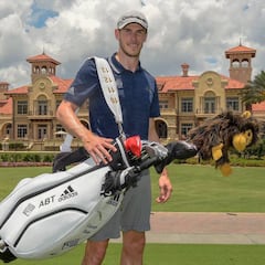 "Bale habla español, algunos se vuelven idiotas en televisión"