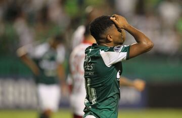 Con goles de Morelo y Guastavino, Santa Fe se impuso en el estadio Deportivo Cali y se convirtió en semifinalista de la Copa Sudamericana 2018.