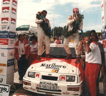 1987. Carlos Sainz y Antonio Boto se proclaman campe¨®nes de Espa?a de Rallys con el Ford Sierra RS Cosworth.