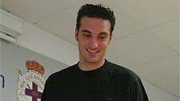 <b>ELOGIOS.</B> Scaloni no regatea en elogios a la hora de hablar de su compatriota Mascherano.