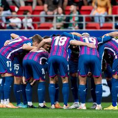 A toda tripulación le toca remar