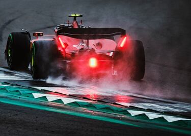 Carlos Sainz Jr durante la clasificación del Gran Premio de Gran Bretaña de la Fórmula 1.