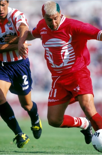 Los Toros Neza fueron un equipo entretenido durante los años 90´s e incluso consiguieron un subcampeontato en el Verano del 97. Lllegó a contar con figuras como Antonio Mohamed y Rodrigo 'Pony' Ruiz. El equipo desapareció en 2015.
