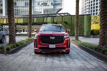 Cadillac Escalade V-Series 2023, disponible en México: la camioneta de tres filas más potente