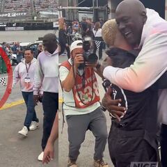 Michael Jordan and J Balvin’s awkward greeting