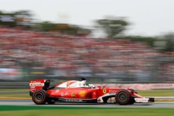 Sebastian Vettel of Germany driving the (5) Scuderia Ferrari SF16-H Ferrari 059/5 turbo (Shell GP) on track during the Formula One Grand Prix of Italy at Autodromo di Monza on September 4, 2016 in Monza, Italy.  