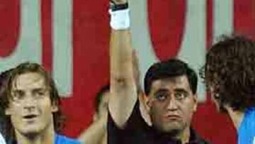 <b>EXPULSADO</b>. Blatter ha declarado a "L'Equipe" que Moreno "no estará en la lista" que acredita la actuación en partidos internacionales.