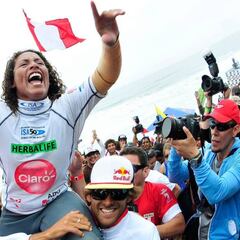 Analí Gómez, tricampeona sudamericana de surf