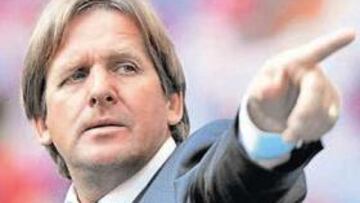 <b>AL MANDO. </b>Schuster dirigirá al Real Madrid desde el banquillo la próxima temporada.