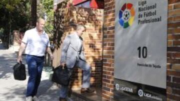 David González Pesacador y Juanko Uriel, a su entrada en la LFP.