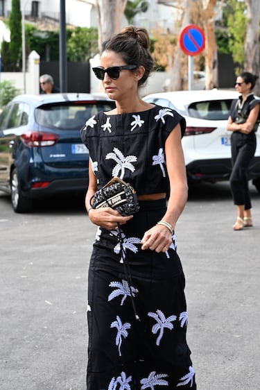 Inés Domecq llega a la parroquia de Guadalmina para asistir al funeral por Caritina Goyanes.