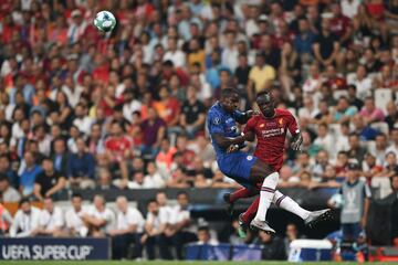 Kurt Zouma y Sadio Mane.