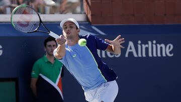 Flushing Meadows (United States), 02/09/2022.- Daniel Elihi Galan of Columbia hits a forehand return to Alejandro Davidovich Fokina of Spain in their third round match during the US Open Tennis Championships at the USTA National Tennis Center in Flushing Meadows New York, USA, 02 September 2022. The US Open runs from 29 August through 11 September. (Tenis, Abierto, España, Estados Unidos, Nueva York) EFE/EPA/Peter Foley
