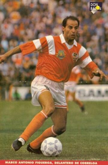 Colo Colo hacía historia en la Libertadores pero eso no le importaba a los hinchas de Cobreloa, quienes se encandilaron los 32 goles que en 1991 anotaron Juan Covarrubias y Marco Antonio Figueroa (foto).