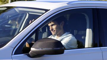 Vallejo llegando a la pretemporada del Real Madrid