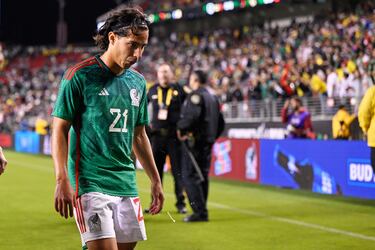 Los futbolistas con los que Julián Quiñones habría de pelear su lugar en selección