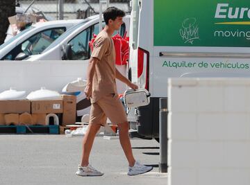 Facu González, justo antes de un entrenamiento con el Valencia en Paterna.