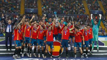 La selección española sub-21 celebra la última Eurocopa lograda en 2019 ante Alemania por 2-1 (Fabián, Dani Olmo) en Italia.