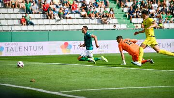 Sabin Merino, en el partido ante el Villarreal B.