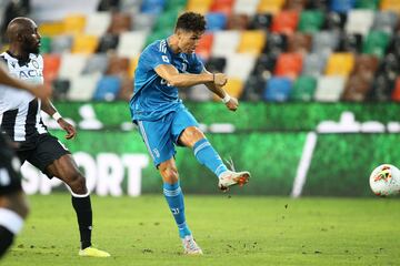 Juventus cayó 2-1 ante Udinese en su visita al Dacia Arena por la jornada 35 de la Serie A. Los dirigidos por Maurizio Sarri completan tres fechas sin ganar en condición de visitante y ahora solo seis puntos los separan de Atalanta en la lucha por el título. En la próxima fecha recibirán a la Sampdoria, el domingo 26 de julio.